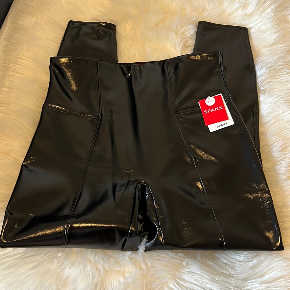 Spans Faux Patent Leather Leggings NWT